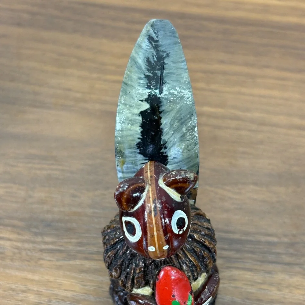 Vintage Squirrel Hand Carved Hand Painted Wood Squirrels with Nuts 4'‎ lot of 3